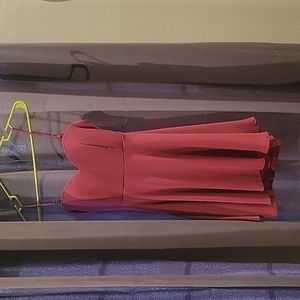 Dress with an open tie back, size small NEW!